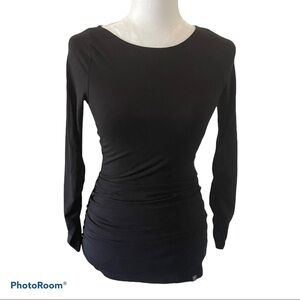 Zobha pullover active wear black top NWOT